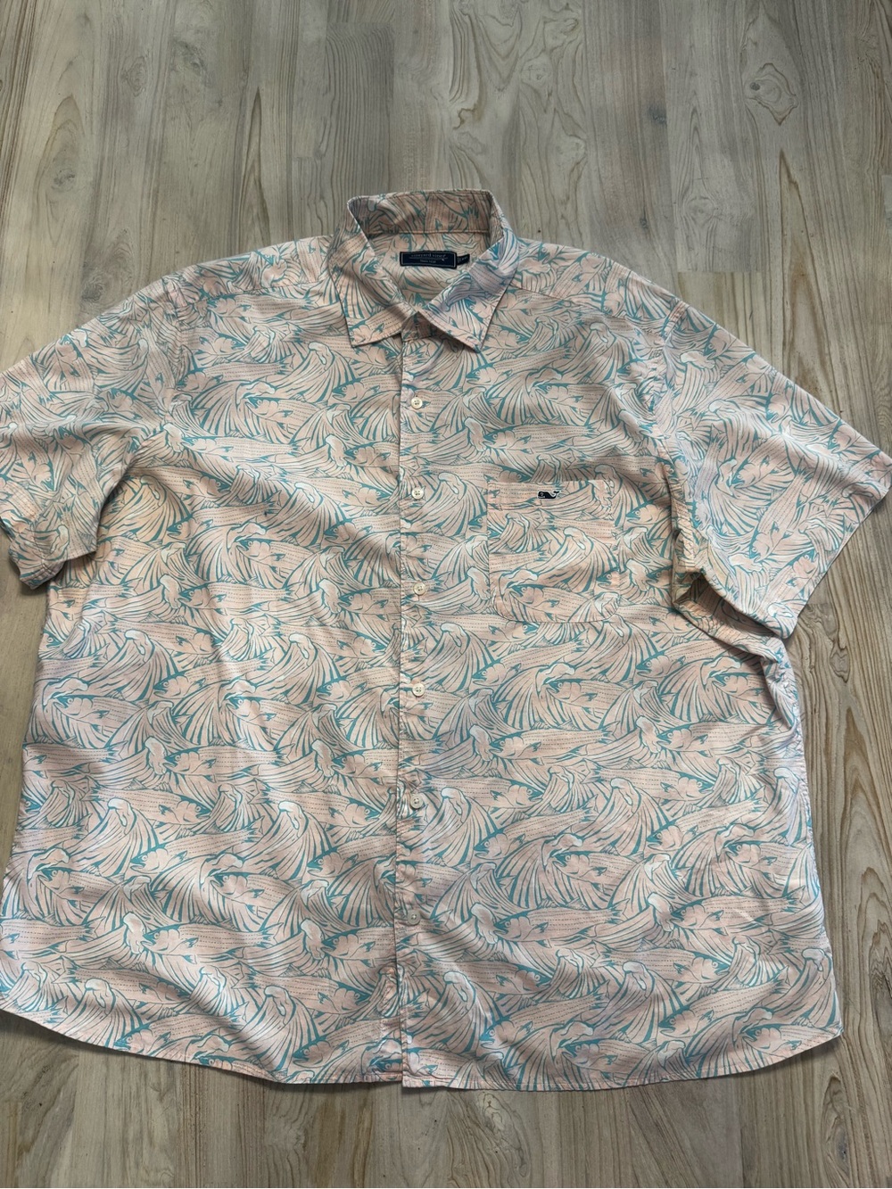 Vineyard Vines Pink and Teal Short-Sleeve Wave Print Button-Down Shirt